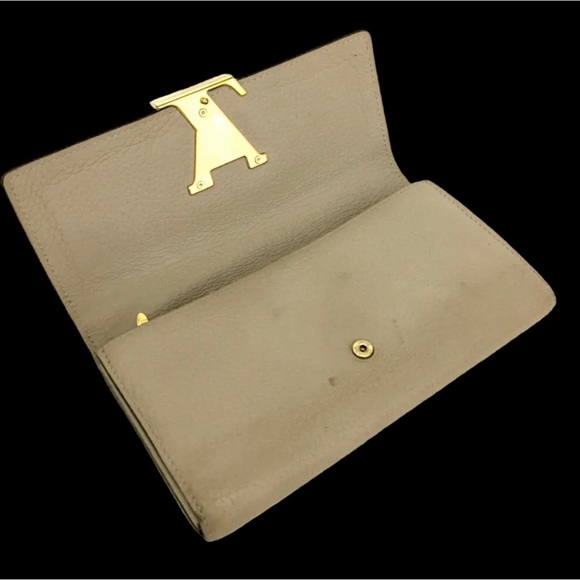 Authentic LOUIS VUITTON Portefeuille Capucines Taurillon Leather Long Wallet - Picture 4 of 7